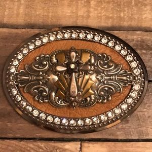 Artisan belt buckle